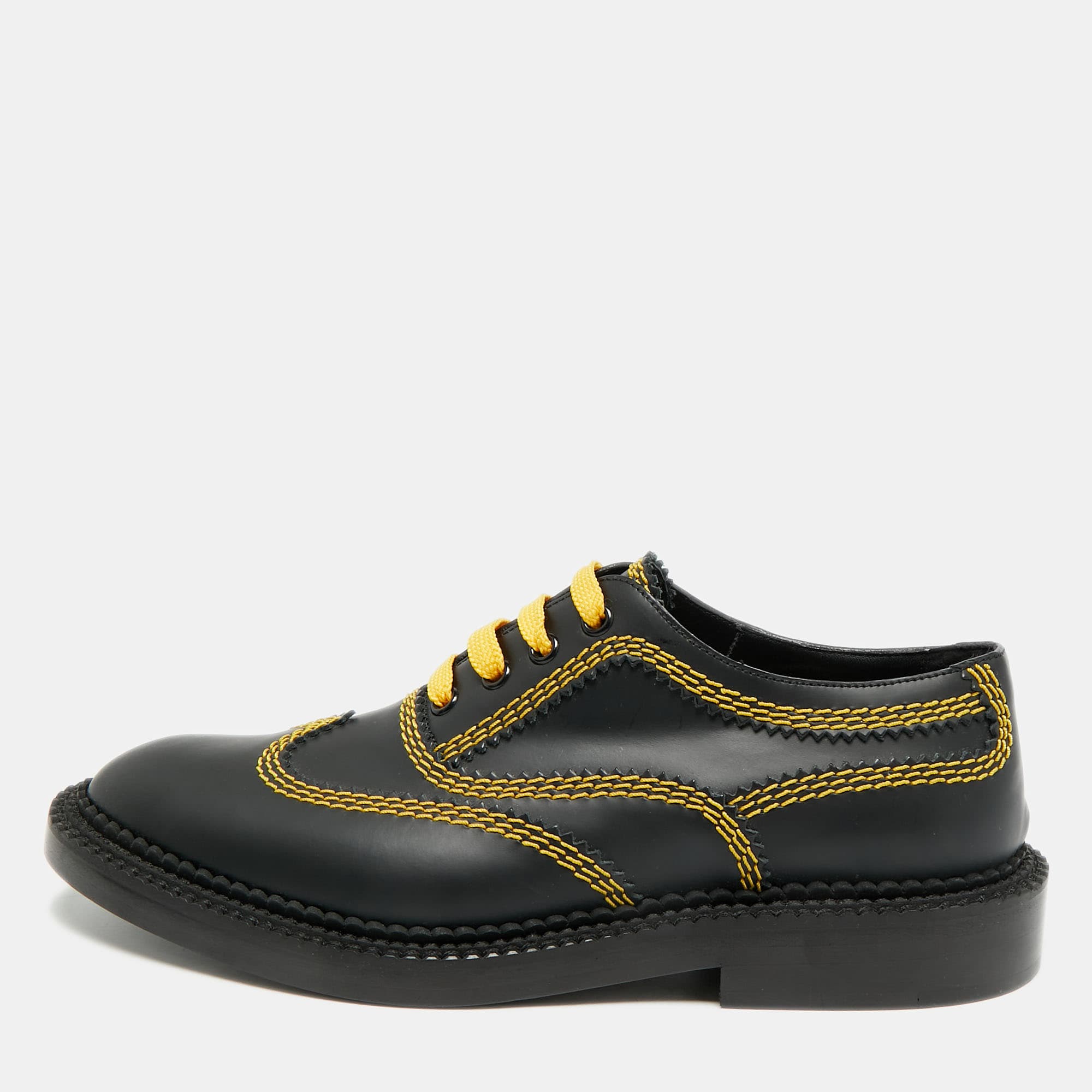 Burberry Bertram Size 38.5 Black/Yellow Leather Oxfords