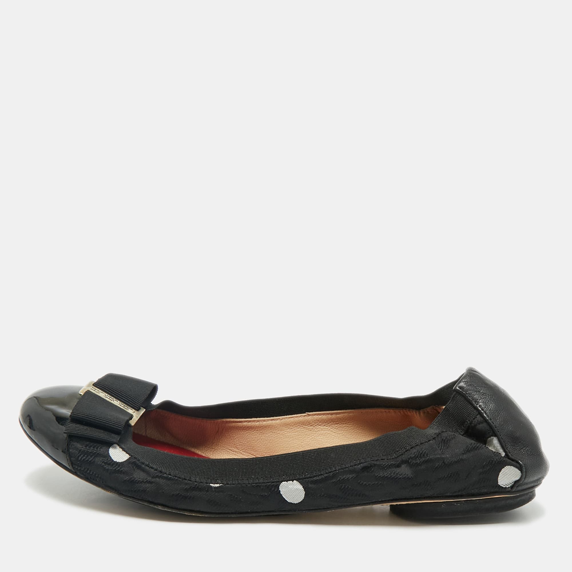 CH Carolina Herrera Black Leather And Patent Leather Bow Scrunch Ballet Flats Size 39