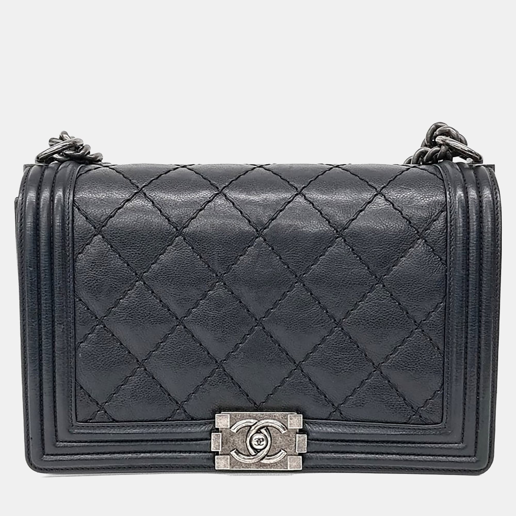 Chanel Boy New Medium Black Quilted Calfskin Leather Shoulder Bag