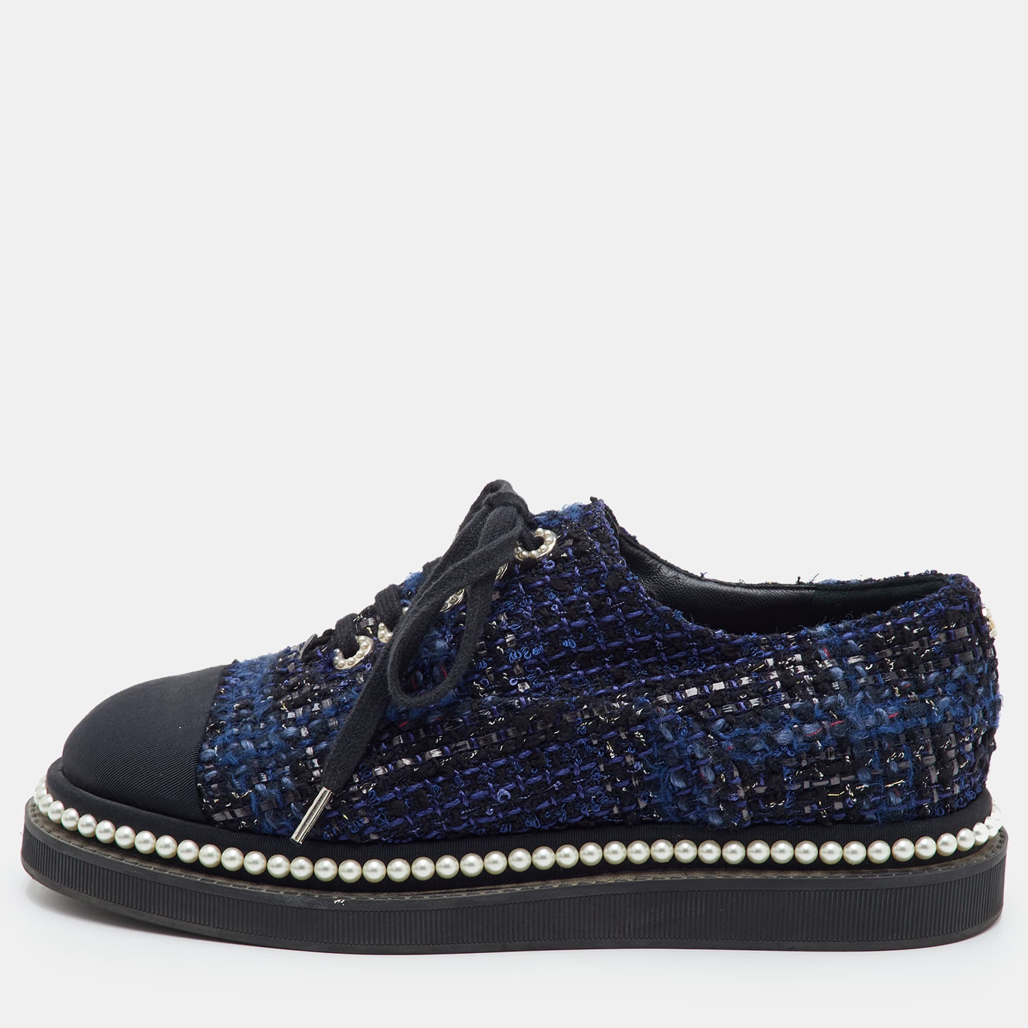 Chanel CC Size 37 Navy Blue/Black Tweed and Fabric Pearl Embellished Low Top Sneakers