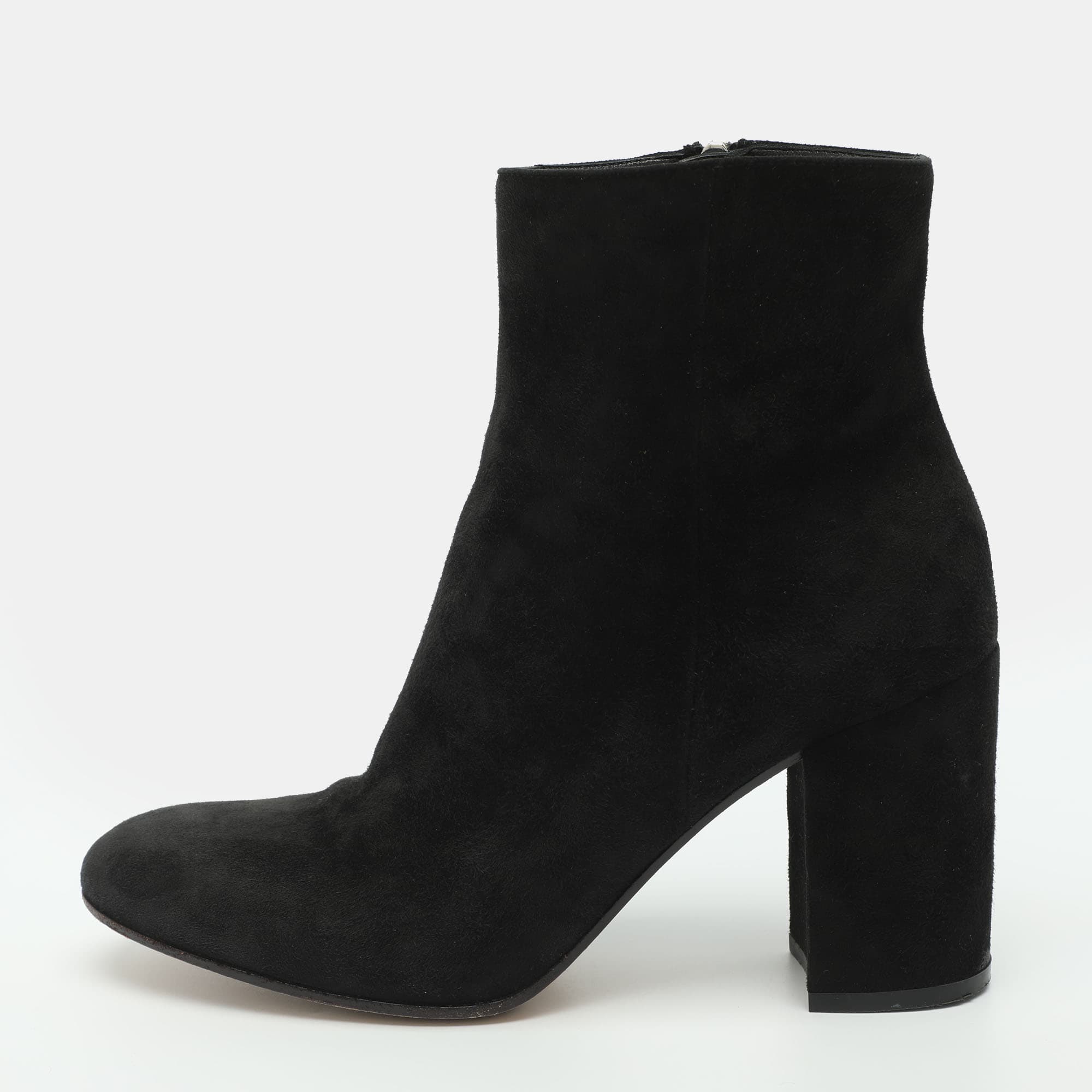 Gianvito Rossi Size 38.5 Black Suede Ankle Length Boots
