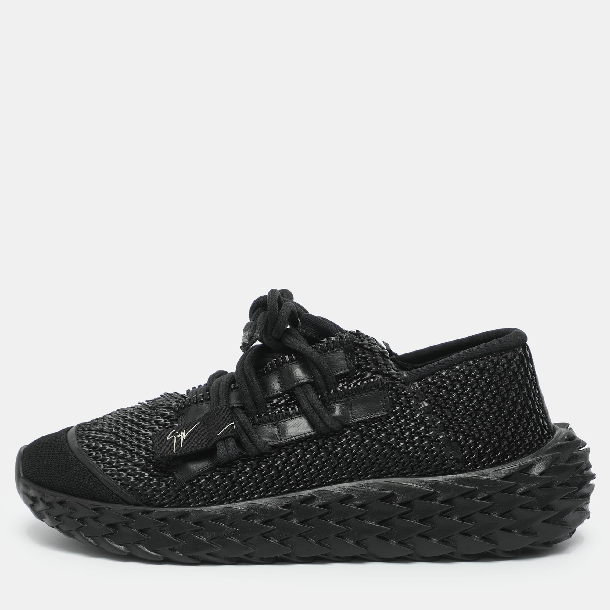 Giuseppe Zanotti Urchin Size 38 Black Textured Rubber Low Top Sneakers
