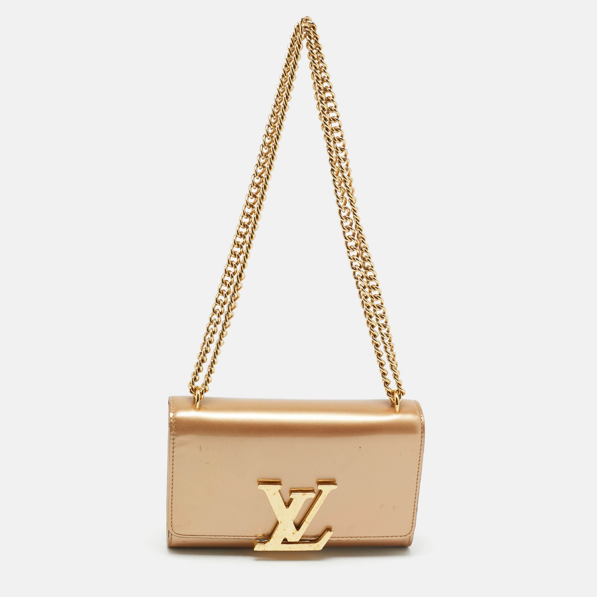 Louis Vuitton Louise Beige Patent Leather Shoulder Bags