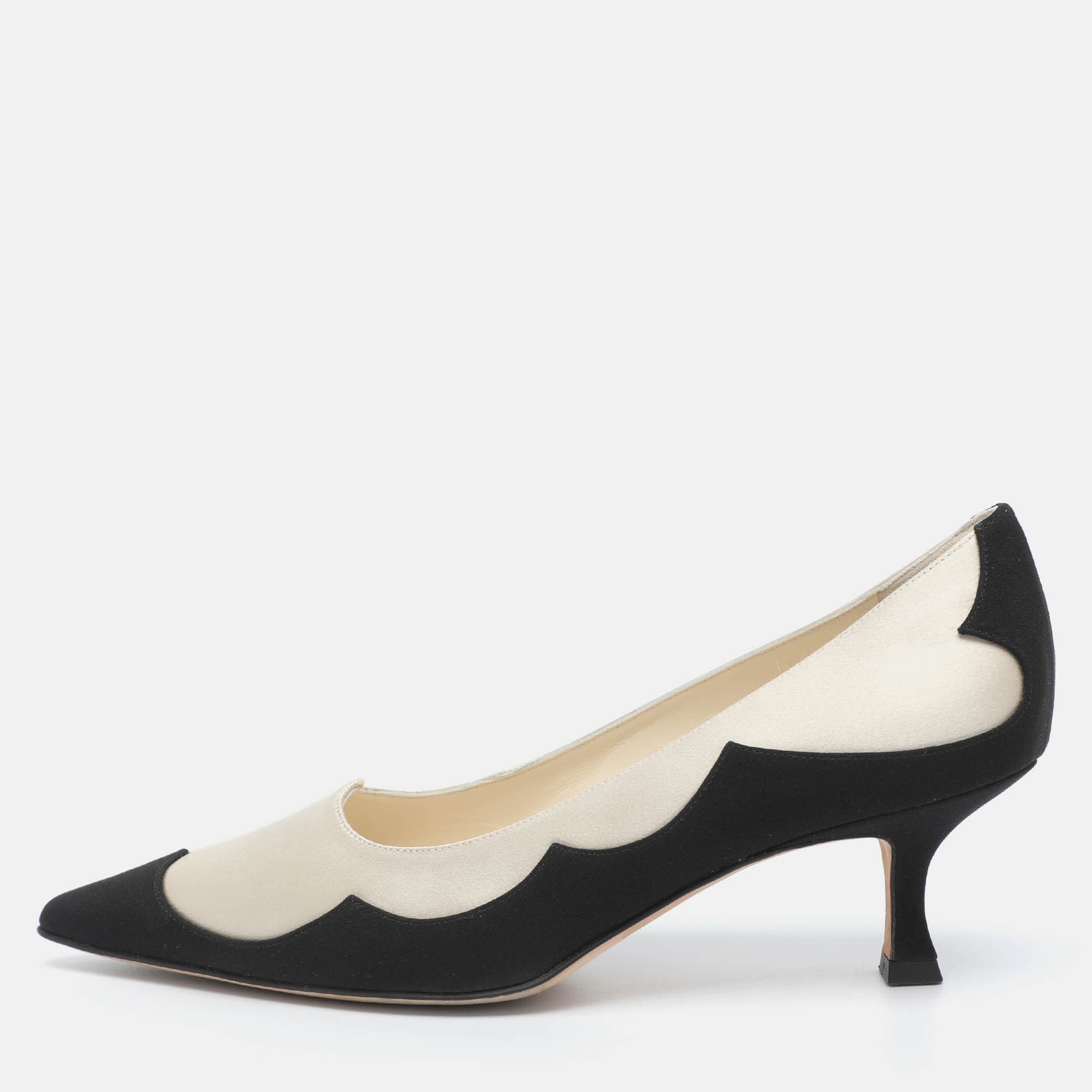 Manolo Blahnik Size 37 White/Black Satin Pumps