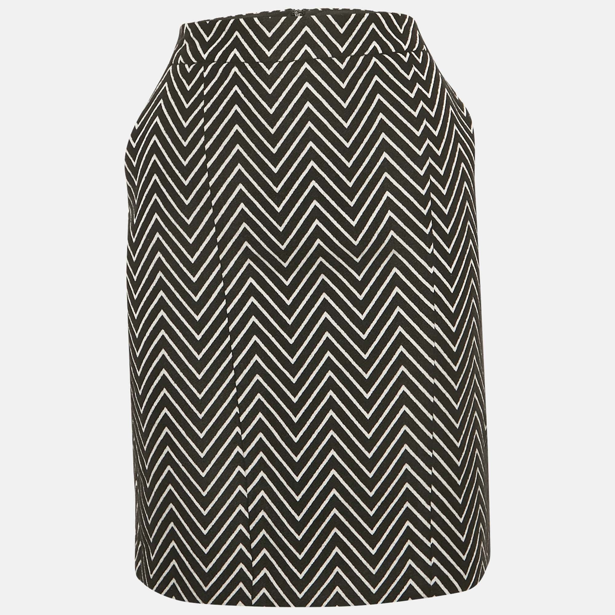 Max & Co. Black/White Chevron Patterned knit Short Skirt M