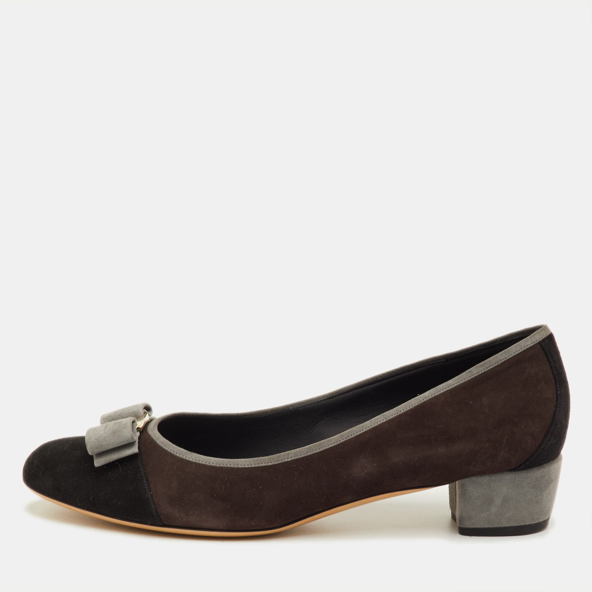 Salvatore Ferragamo Vara Bow Size 41 Multicolor Suede Block Heel Pumps