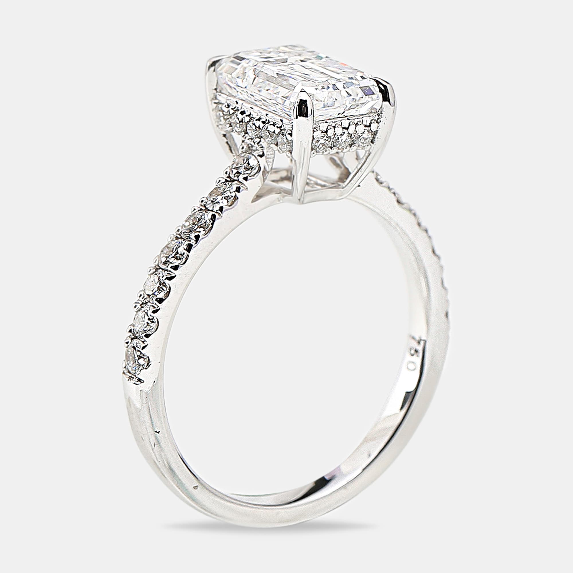 2.40 cts 18k White Gold Emerald Cut; Round Brilliant Lab Grown Diamonds Ring Size 52