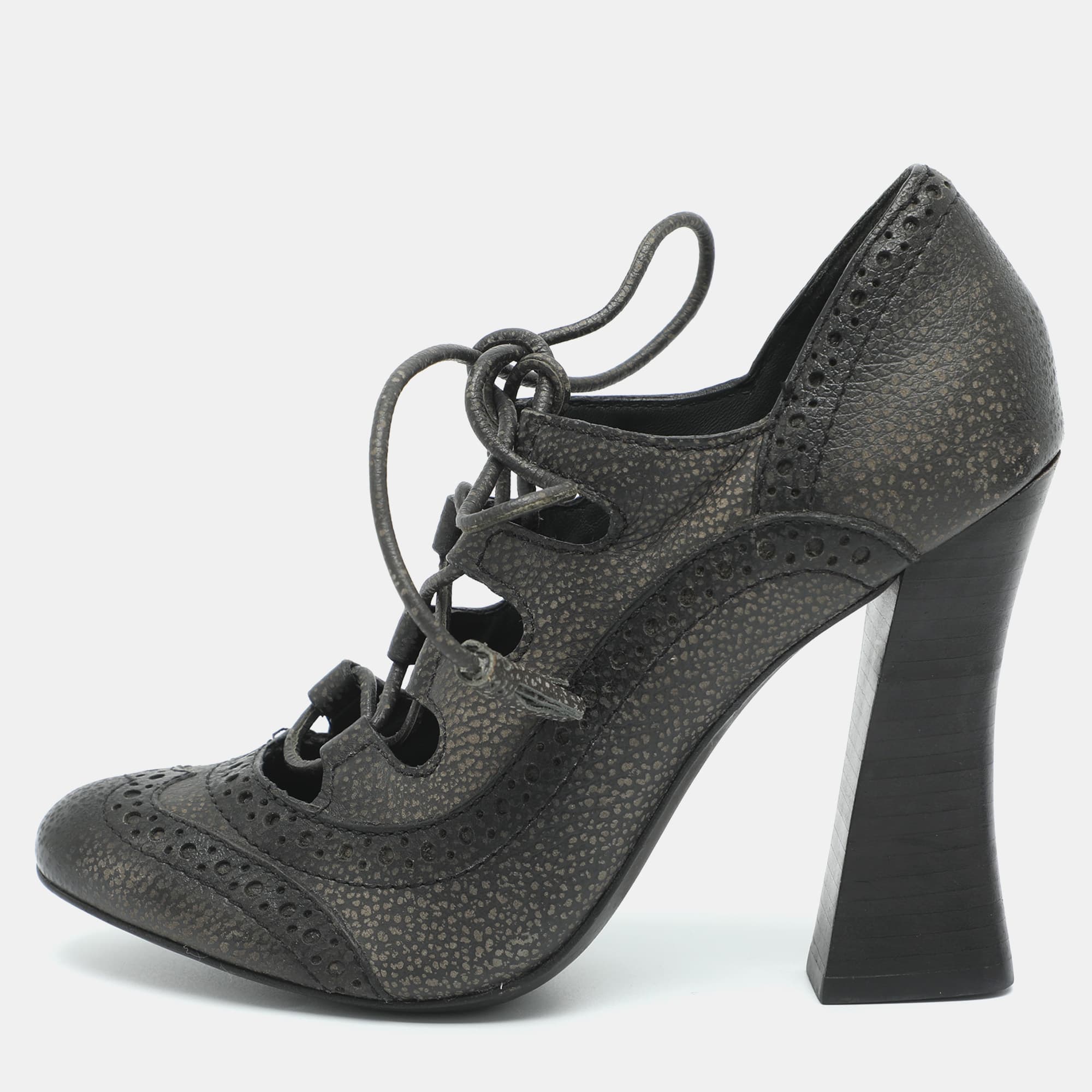 Tory Burch Size 36.5 Black Brogue Textured Leather Lace Up Pumps