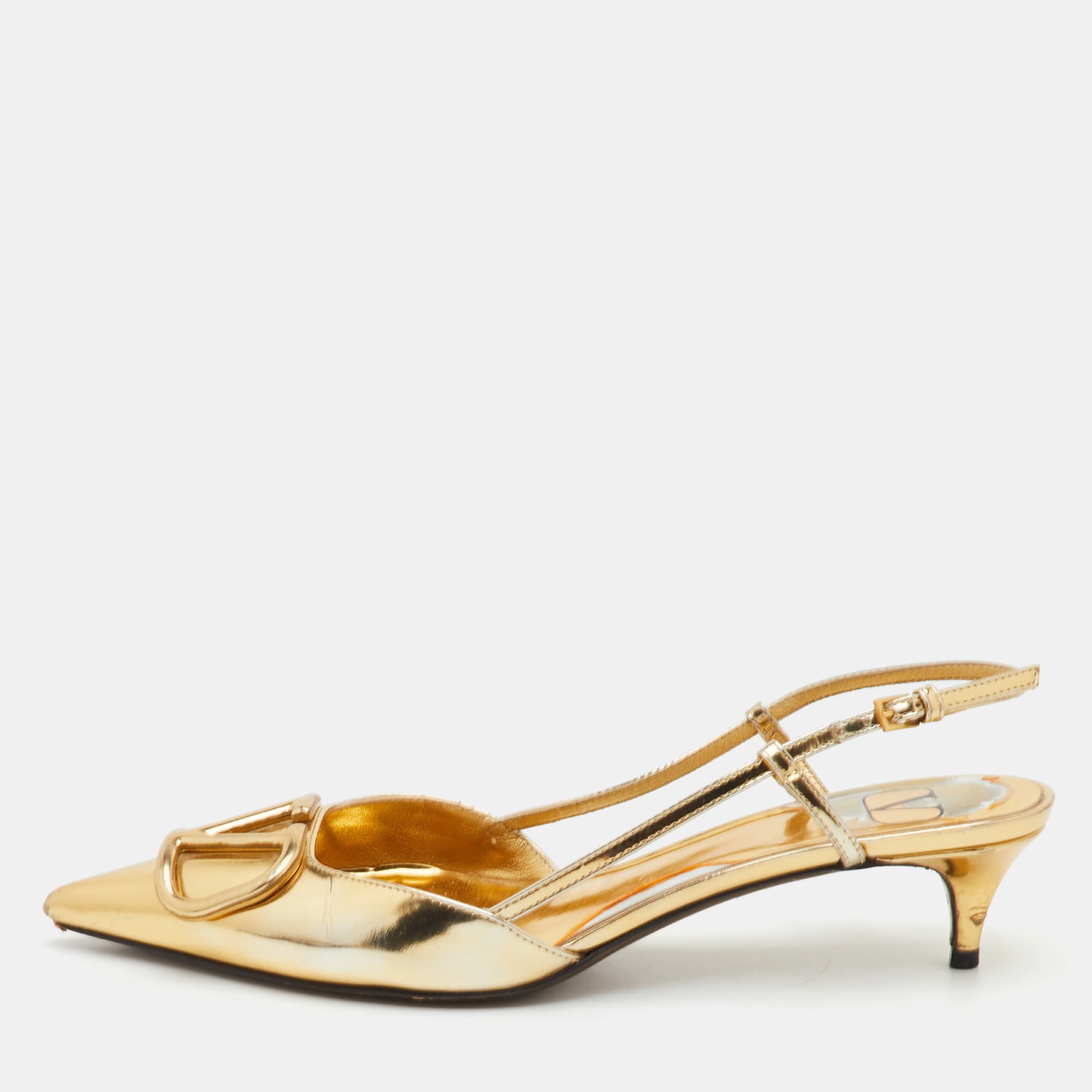 Valentino V-Logo Size 38 Gold Patent Leather Pointed Toe Slingback Sandals