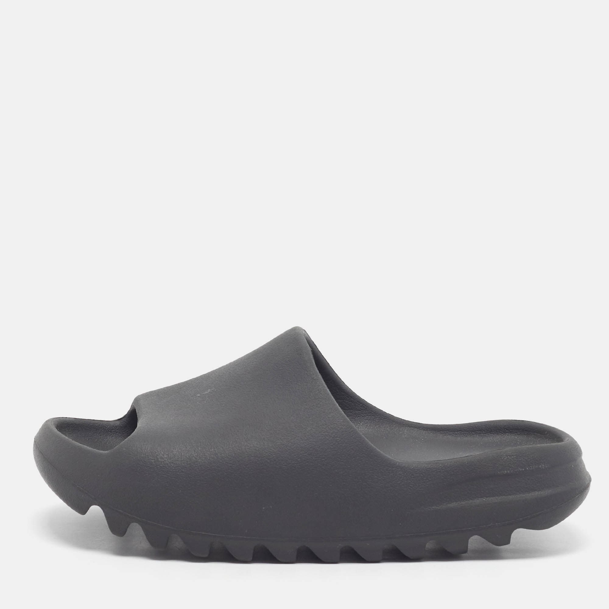 Yeezy x Adidas Onyx Size 36.5 Grey Rubber Flat Slide